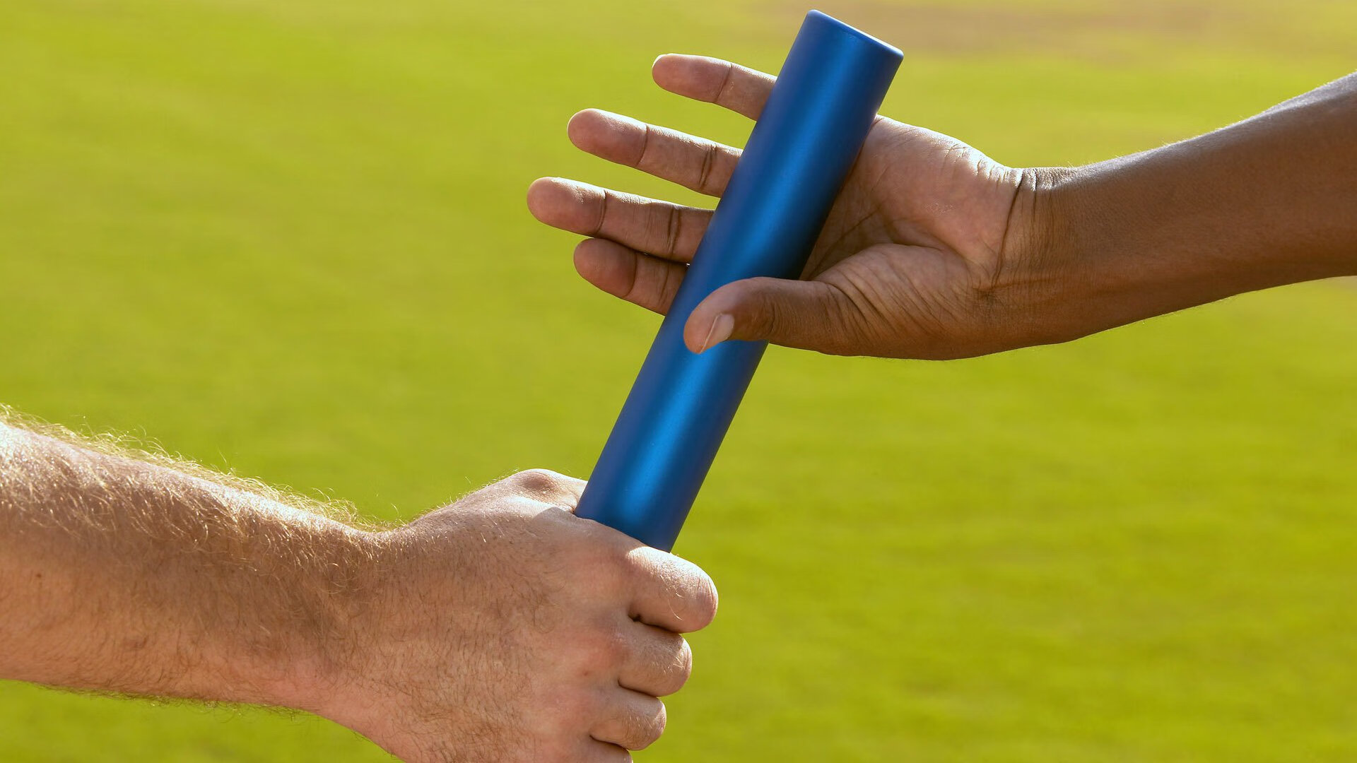 火箭外援社交平台与球迷深夜互动，火箭队新援